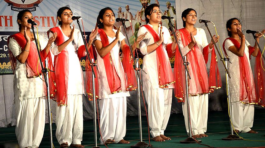 Group song event in youth Festival 2012